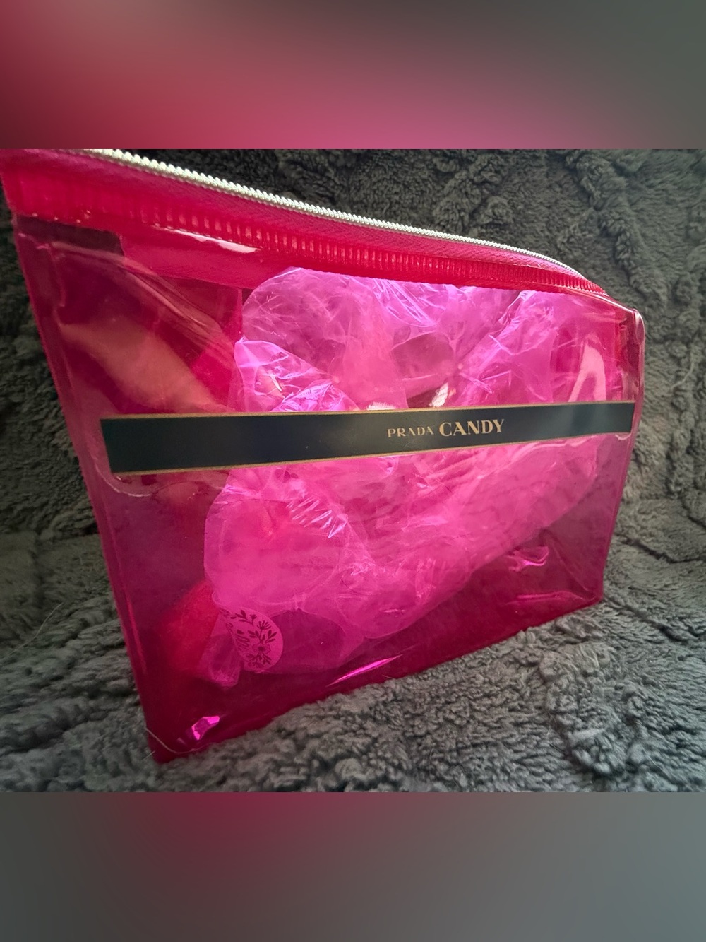 Prada Candy Women’s Bath & Body Set - Hot Pink - Picture 10 of 11